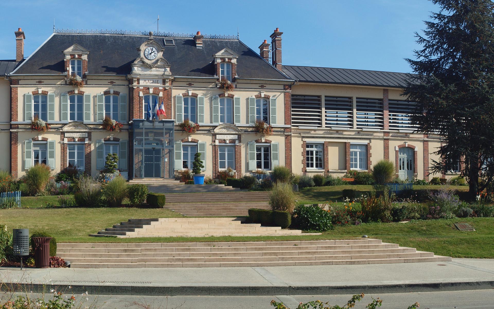 https://www.visionairled.technology/wp-content/uploads/2025/09/moneteau_ville.jpg